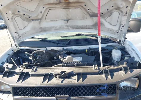 2019 Chevrolet Express 2500 Work Van from USA, damaged, VIN 1GCWGAFP4K1242867